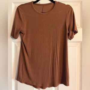 Lululemon Hold Tight Short Sleeve Shirt - Size 10